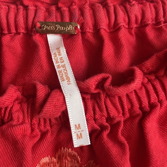 Free people women's red embroidered pullover peasant baby doll tunic top GUC - Picture 3 of 7